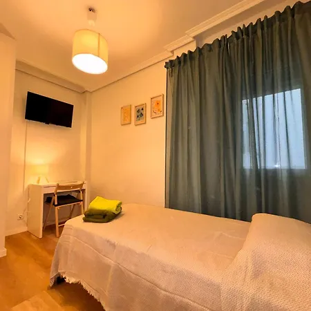 Rooms Carlos - junto a Plaza Mayor-3